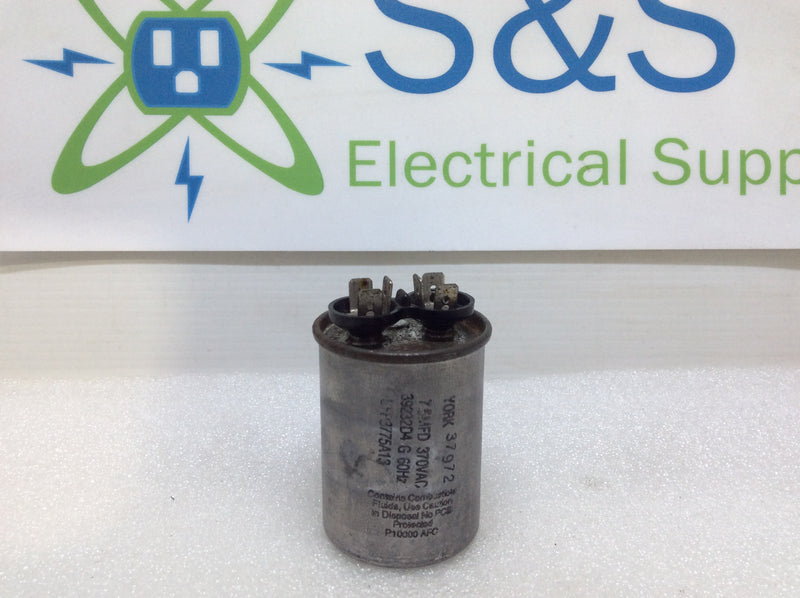 Capacitor 7.5MFD 370Vac 39232D4 G 60Hz York 37972