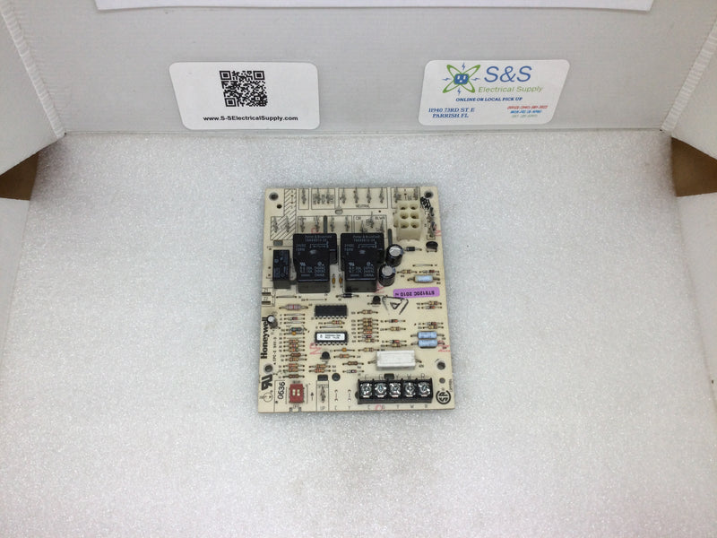 Honeywell Control Board St9120c2010 Cpc-E 94v-0