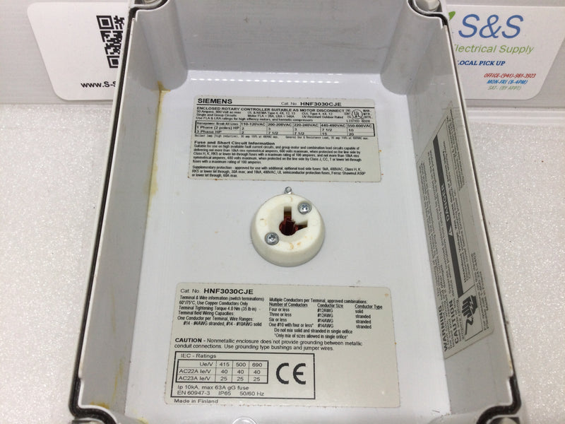 Siemens HNF3030CJE 30 Amp 600v Enclosed Rotary Disconnect 2-Pole 30 Amp Switch