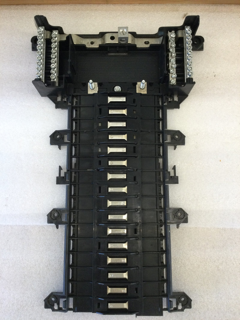 Square D QO132M100 100A 32 Circuit 120/240VAC Type QO Main Breaker Load Center Guts Only