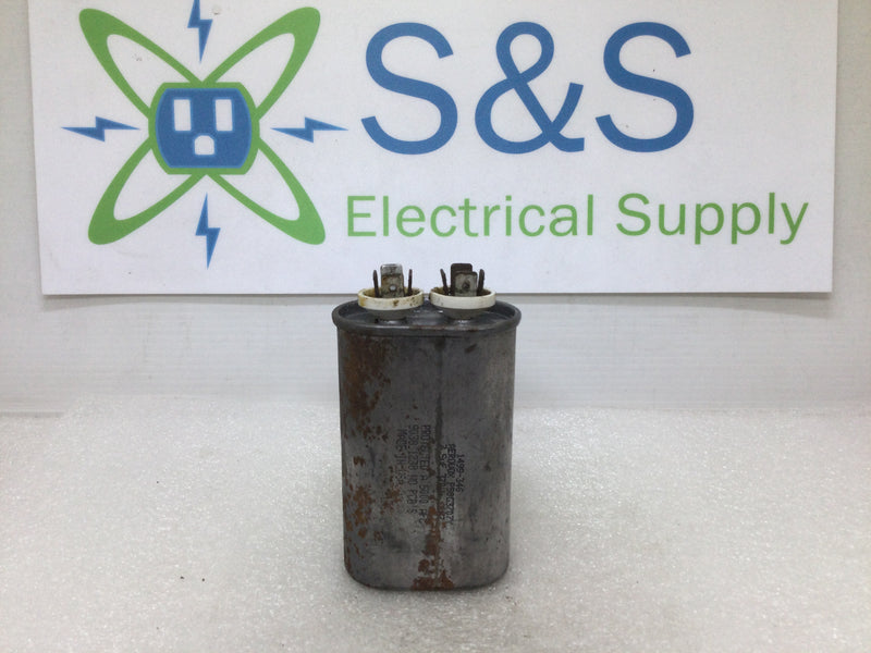 Aerovox P50G3707Y; 7.5 uF Oval Motor Run Capacitor 7.5 MFD, 370 Volt, 50/60Hz HVAC