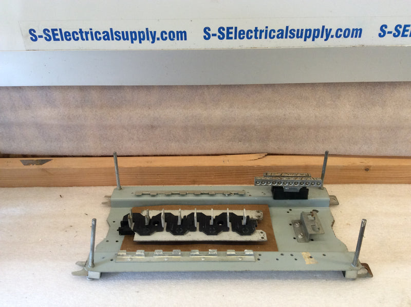 ITE EQ16MBA 8 Space Main Breaker Capable 150A 120/240VAC Load Center Interior (Guts Only)