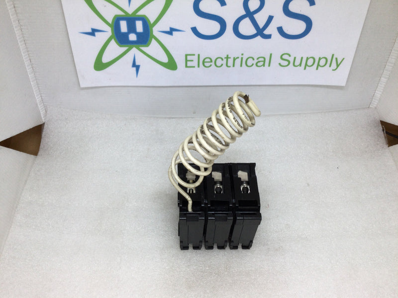 Siemens Q24000S01 2 Pole 40 Amp with ITE Shunt Trip Pole 120/240vac 10kaic Type QP Q240 Circuit Breaker