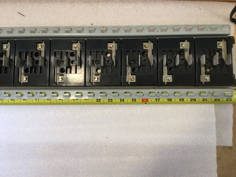 Murray LP042PC; 3Ph, 42 Cir, 200A, 120/240VAC, Panel Guts Only, With 42 Terminal Neutral/Ground Bar Kit