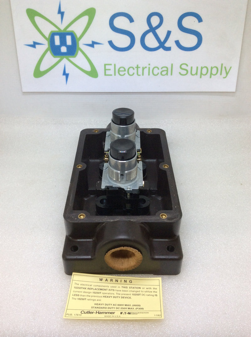 Eaton/Cutler-Hammer 10250H1884 Heavy Duty Control Station 2 Position Surface Mount (New Open Box)