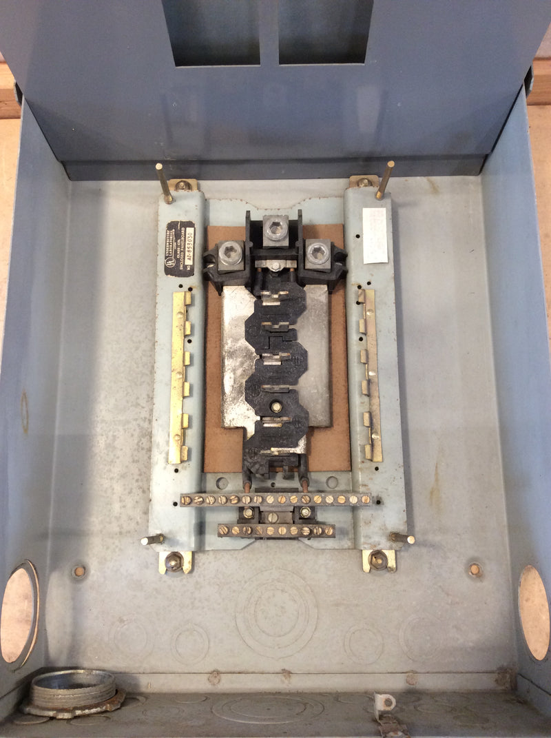 ITE WEQ12B 12 Circuit 200A 120/240VAC Type EQ MLO Nema3R Load Center