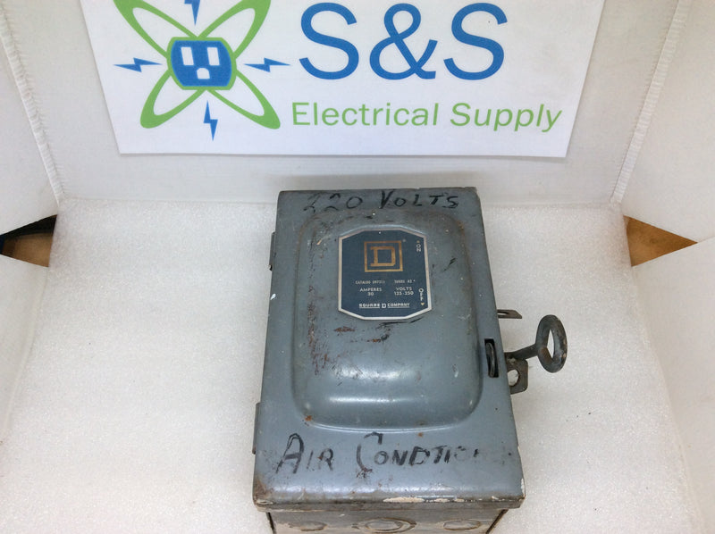 Square D D97311 30A 125-250VAC Series A2 Single Phase 1 1/2 HP @ 240V Fusible Switch